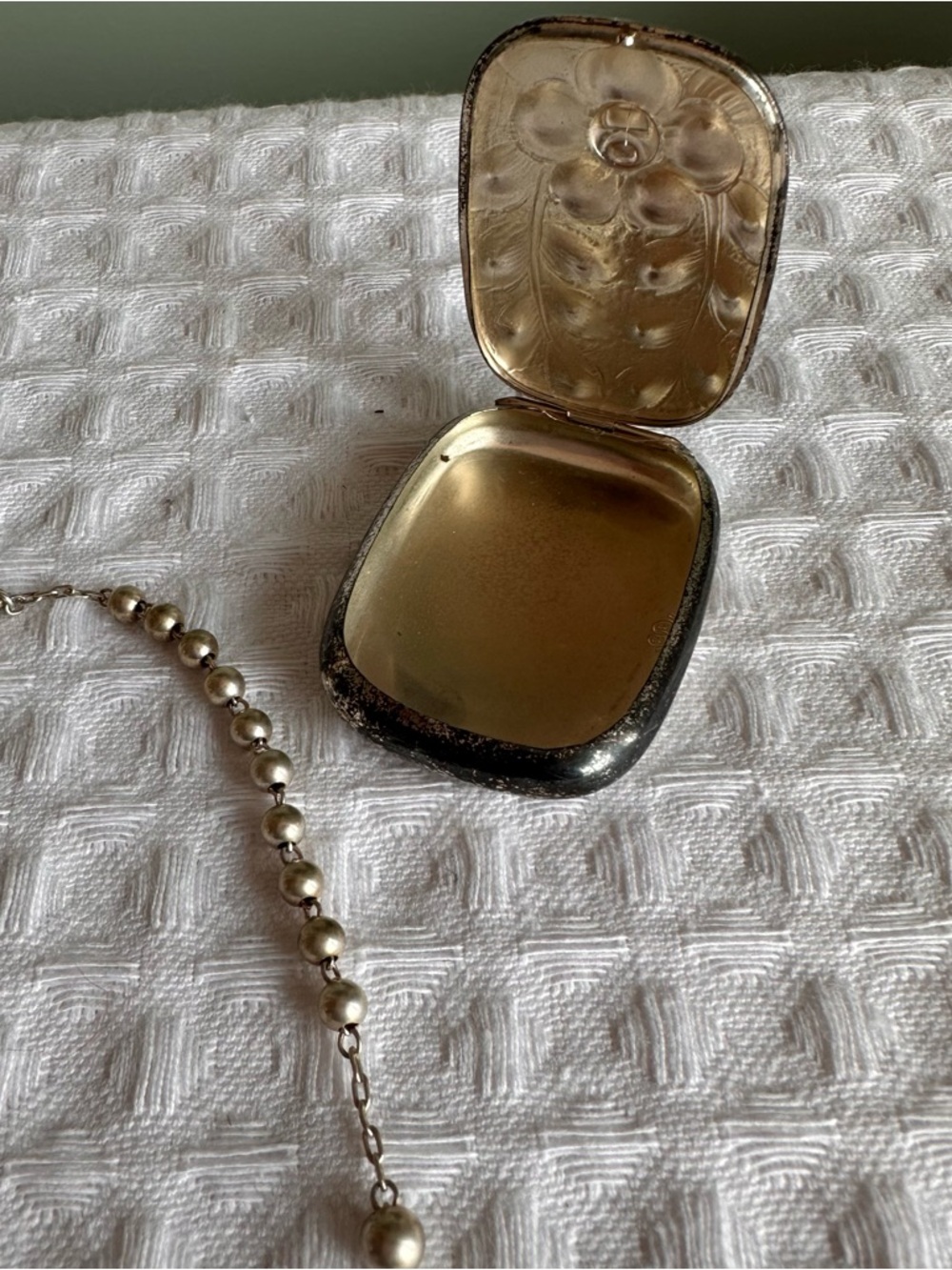 Sterling Silver 1930s Rosary Beads in matching Sterling Silver Floral Box 30gm - Picture 7 of 16